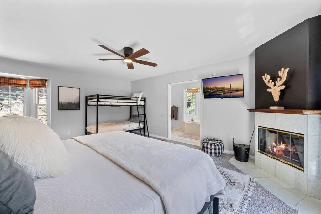 Cozy Cabin Perfect For 2 Families Big Bear Lake Bagian luar foto